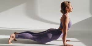 Top 5 yoga poses om de circulatie in je benen te stimuleren